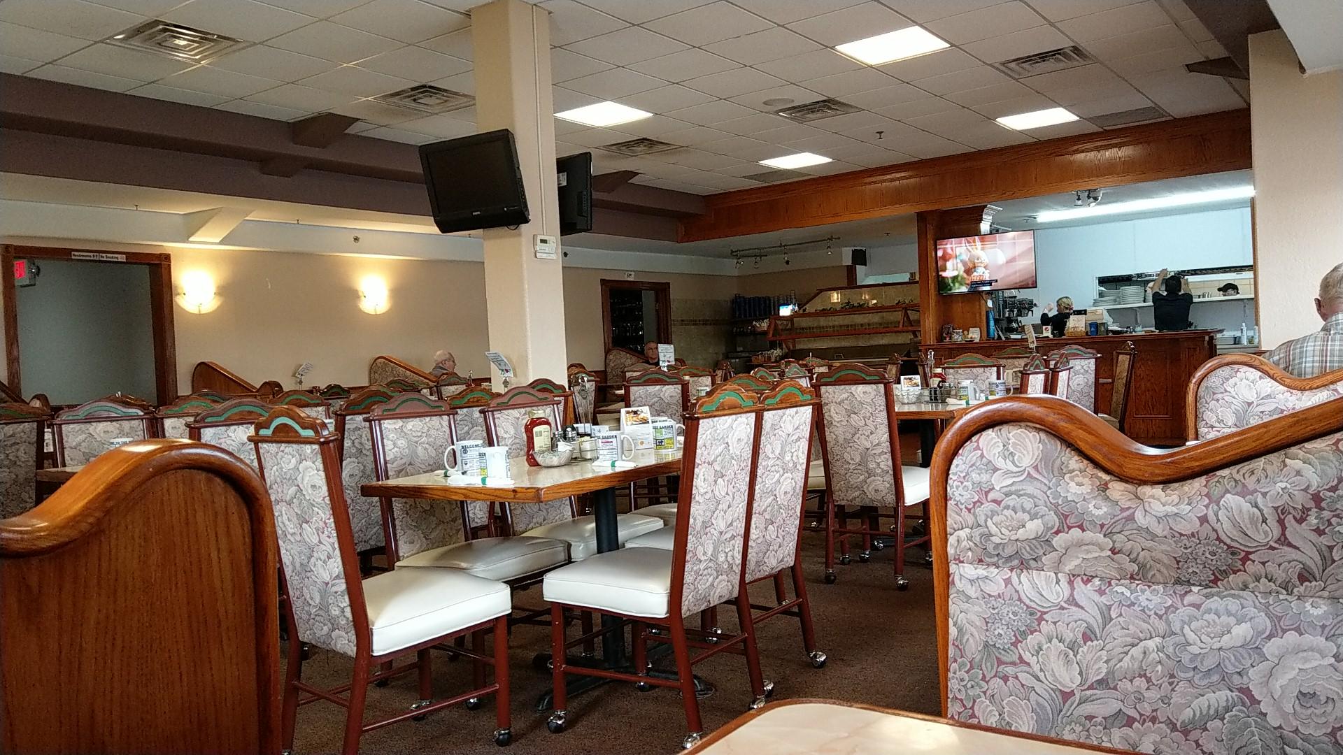Rose Garden/Leonardo's Italian Bistro